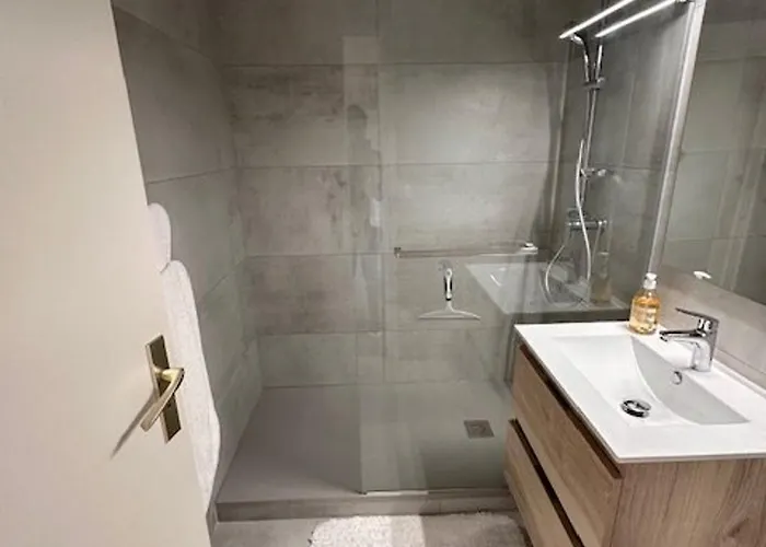 Apartman 3 Pieces, Piscine Privee, Proche - Port Camargue - Fr-1-731-74 Le Grau-du-Roi