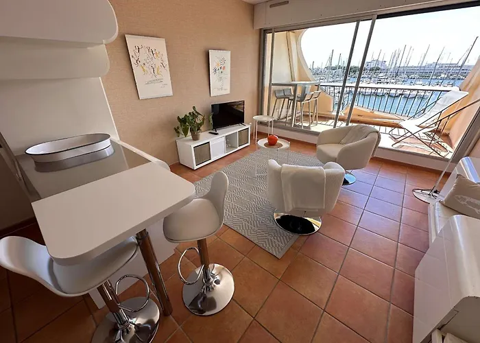 3 Pieces, Piscine Privee, Proche - Port Camargue - Fr-1-731-74 Apartman *