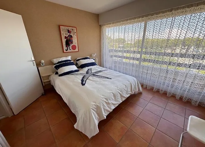 Apartman 3 Pieces, Piscine Privee, Proche - Port Camargue - Fr-1-731-74 *